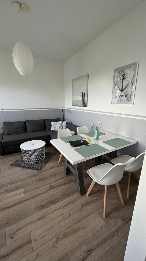 Ferienwohnung Mit Warnowblick Rostock Ngoại thất bức ảnh