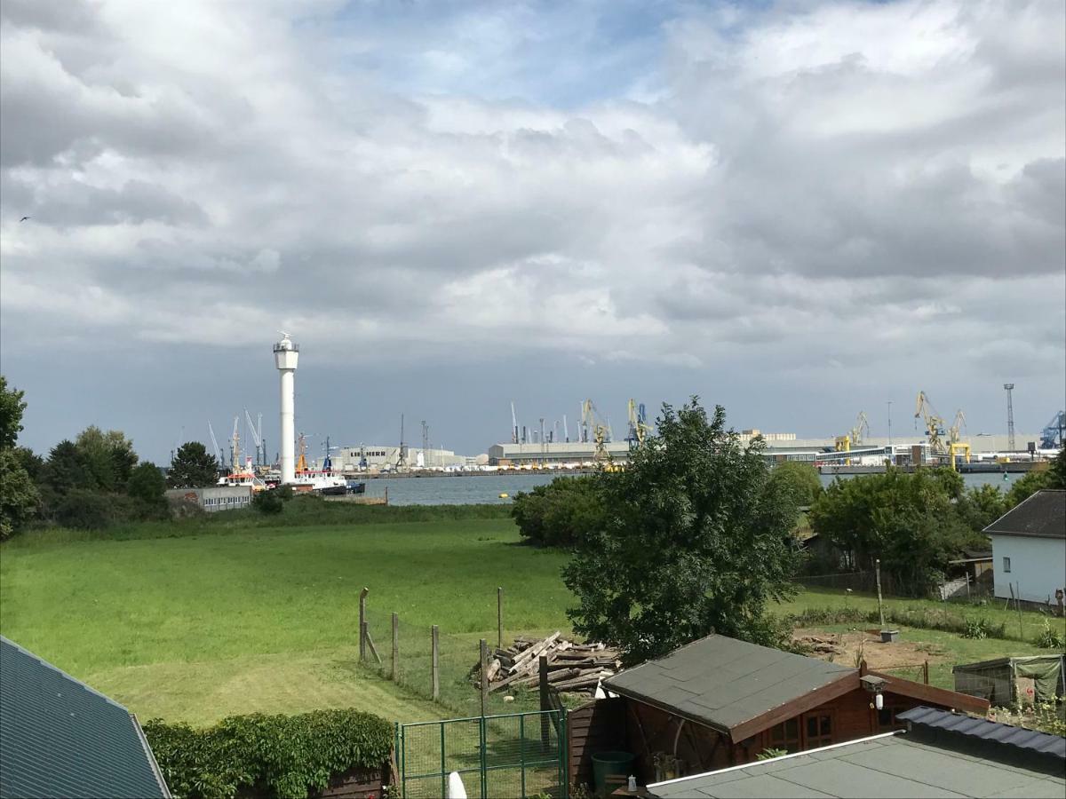 Ferienwohnung Mit Warnowblick Rostock Ngoại thất bức ảnh